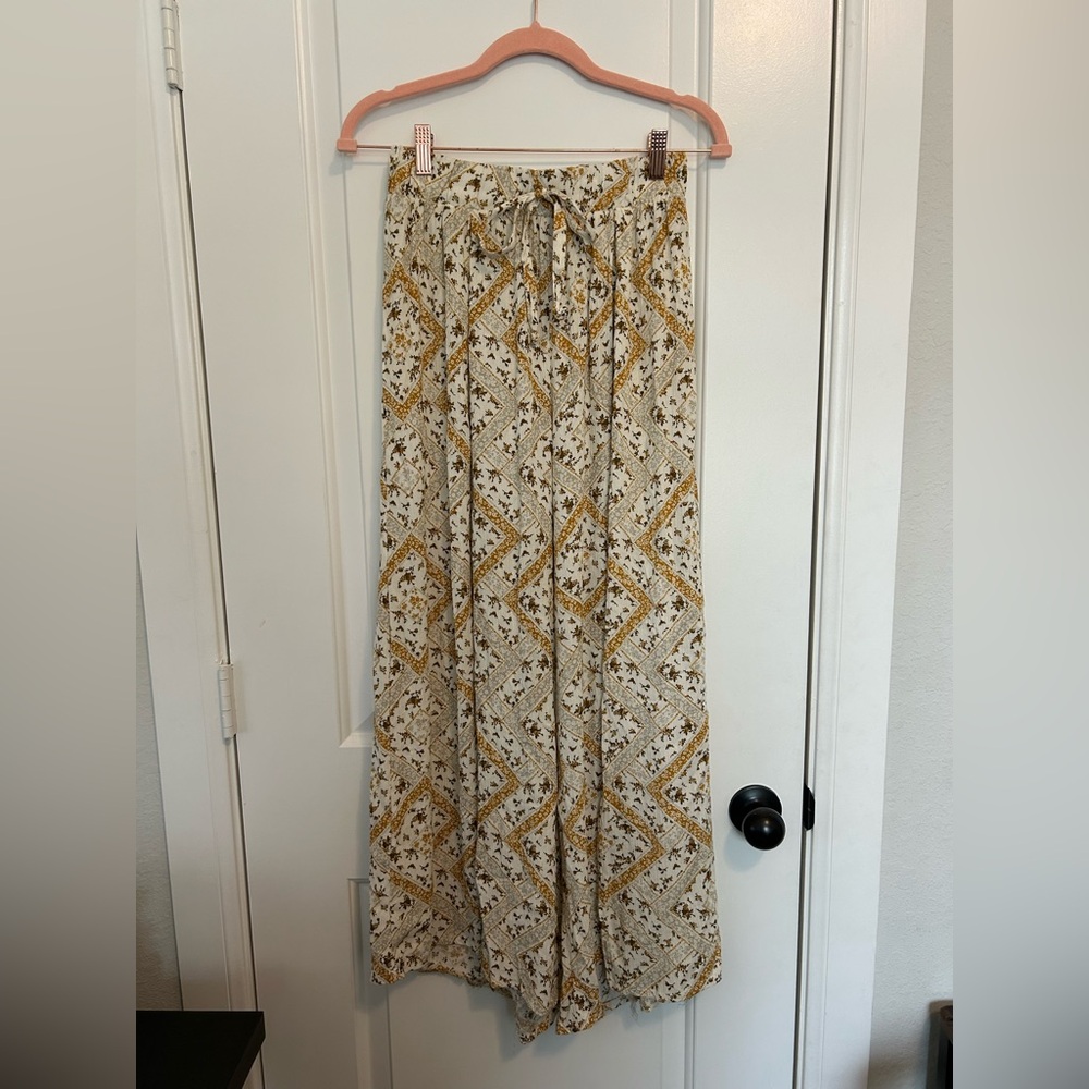 Saint and hearts printed flowy pants
